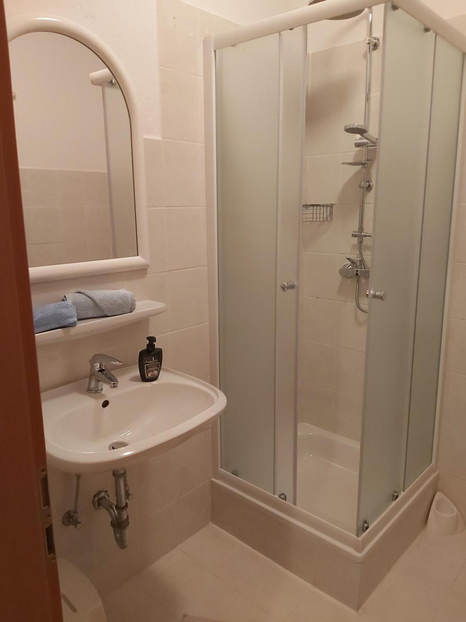 Apartments & Rooms Neno Tribanj-Kruscica Room photo